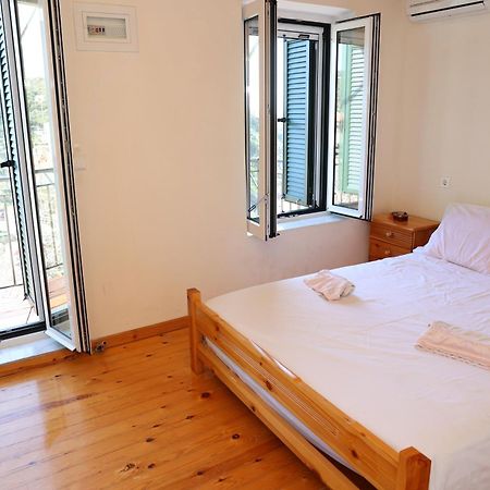 Mary'S Villas Plomari Bagian luar foto